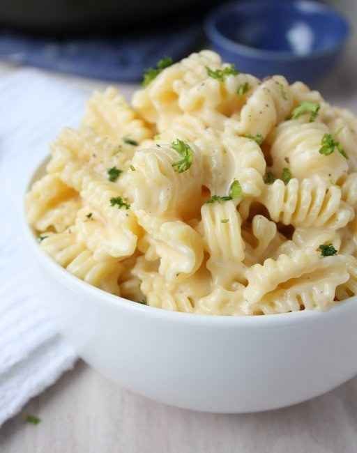 Quick Stovetop Mac ‘n’ Cheese | 30 Quick Dinners With No Meat