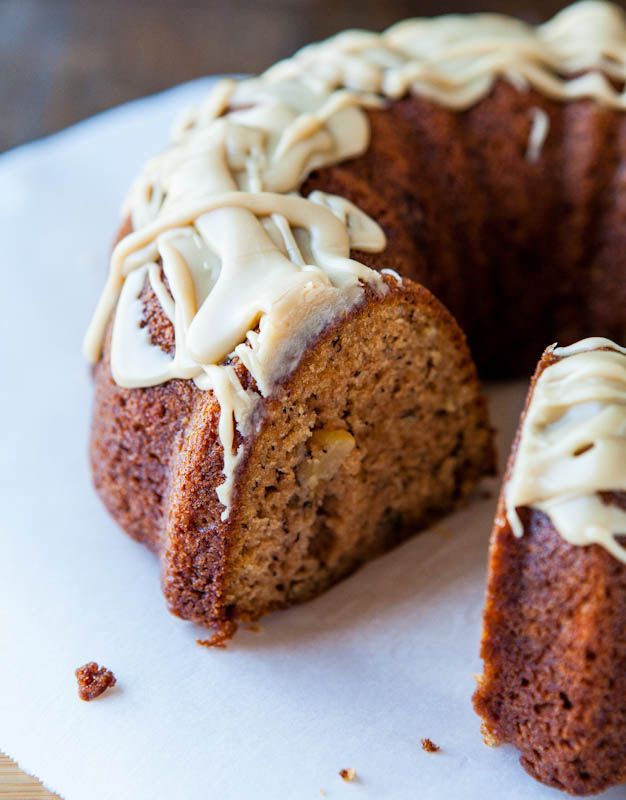 Spiced Apple & Banana Bundt Cake with Vanilla Caramel Glaze – Have ripe bananas & apples to use? Try this easy, no-mixer, sweetly