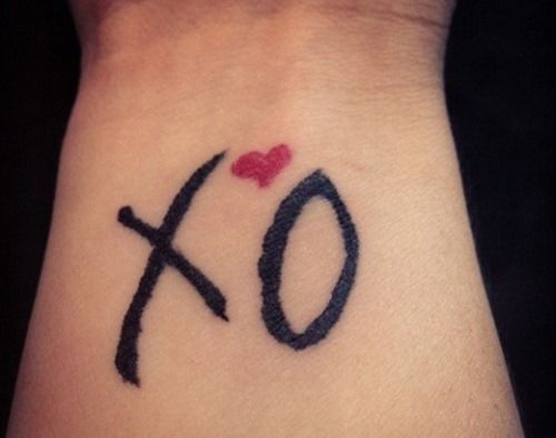66 Simple Female Wrist Tattoos for Girls and Women | Tattoos Mob