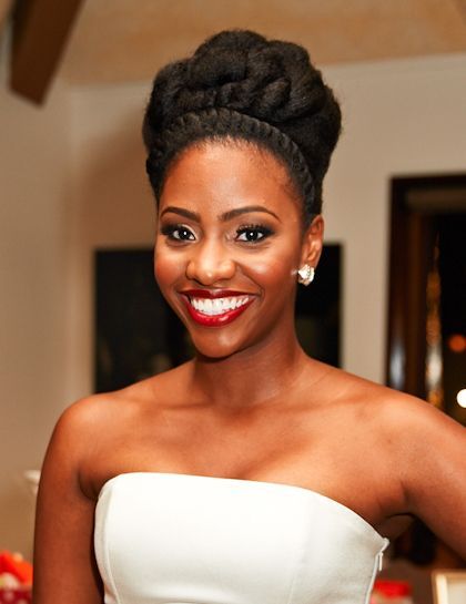 An absolutely beautifully radiant natural hair look. Great for the big day
