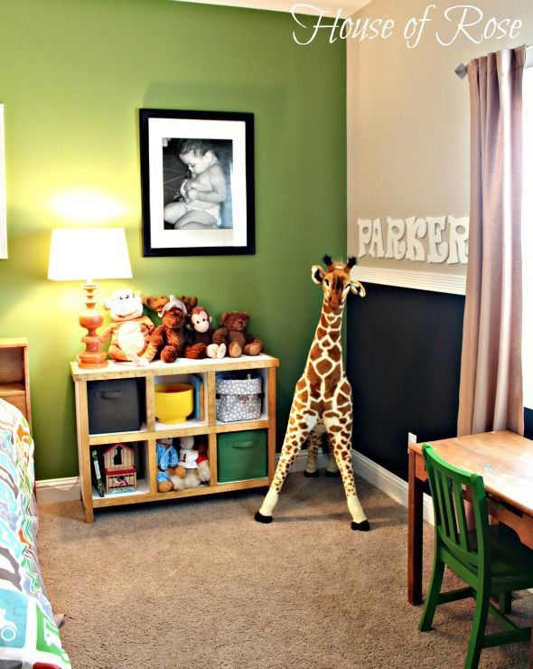 {Big Boy Room} The Re-do: From Toddler to Kindergartner-cute ideas on how to re do Evan’s room, with exception of the 42″ flat