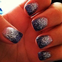 dark nail polish and glitter ombre. For prom????? this would look amazing with my dress