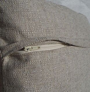 Hidden zipper tutorial -tried and tested, works a treat, I’m gonna make all my cushion covers with this zip finish,a good