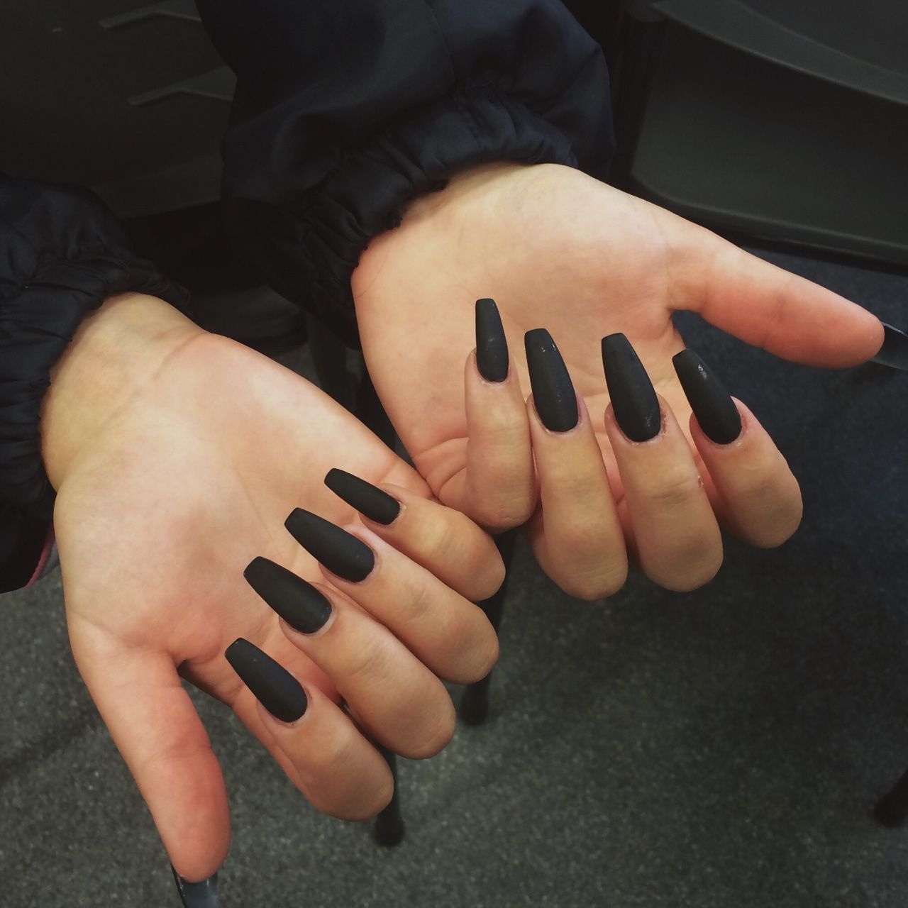 i want my fucking long nails back!!