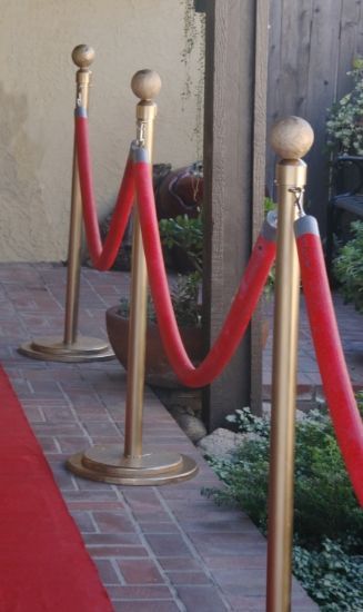 Make your own Red Carpet Stanchions! – PVC Pipe & Insulation Tubes
