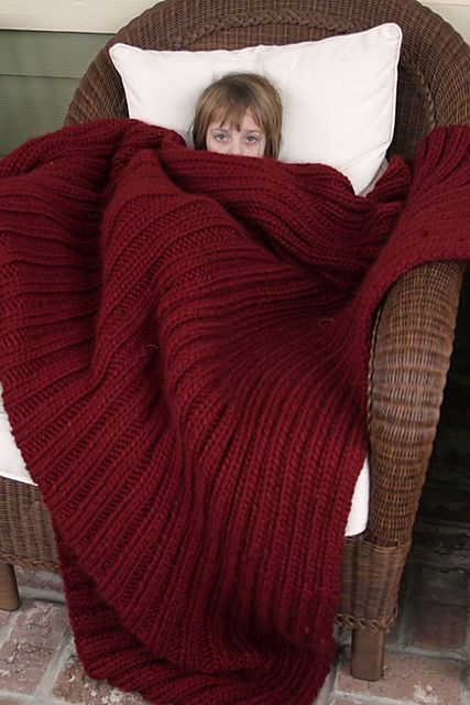 Ravelry: A Blanket For Seriously Cold People pattern by Sylvia Bo Bilvia Going to try to get this done before next fall! I always