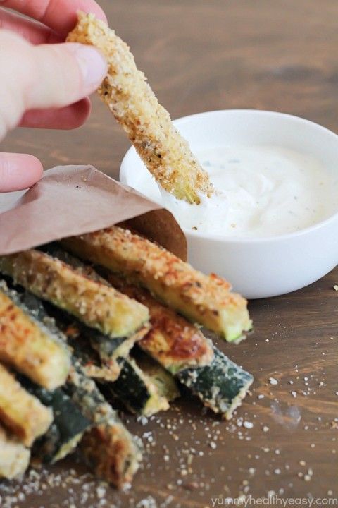 Zucchini Fries with yummy ranch dipping sauce – fun and easy side dish that’s healthy and delicious!