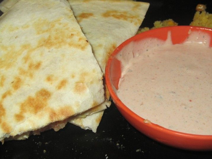 Chili’s chicken bacon ranch quesadillas and mexi ranch dressing