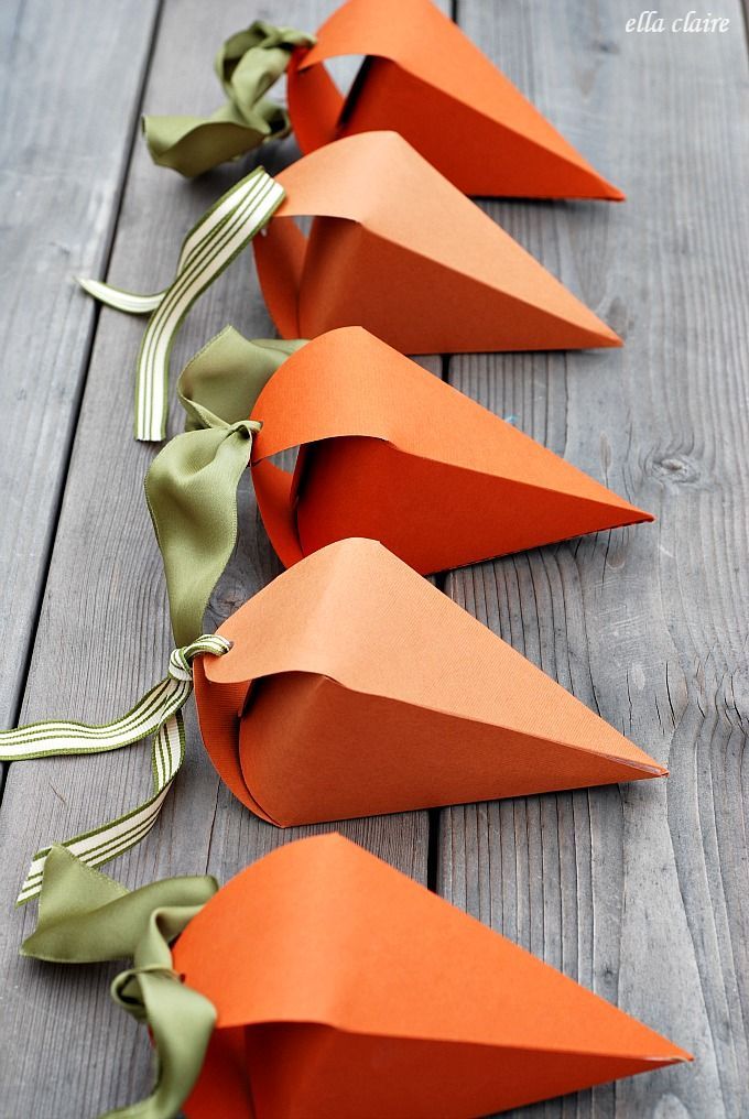 DIY Carrot Easter Treat Boxes #12monthsofmartha