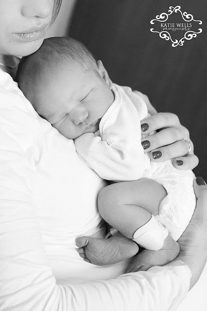 Hospital Newborn Sessions – LOVE this pic…now who will take it for me?