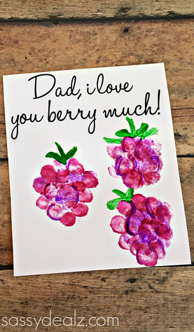 “I Love You Berry Much” Fingerprint Raspberry Card – Great Father’s Day Card Idea for the kids to make!
