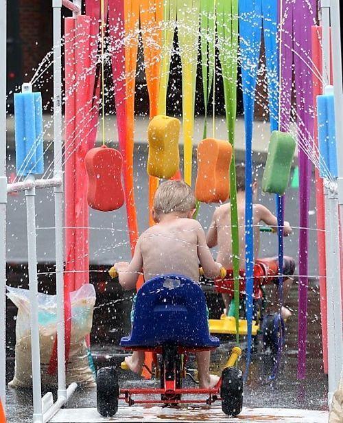 I’ll be a cool mom and do stuff like this someday. :) Ideas for Outdoor Play