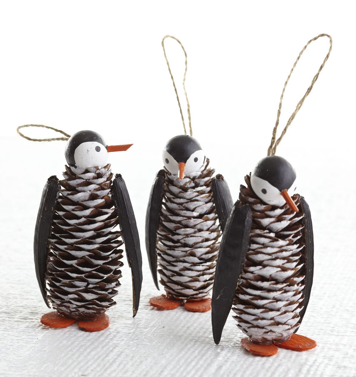 pinecone penguins @Shawna Smeathers Smeathers Smeathers Smeathers Smeathers Bergene Bergene Apps (ever consider doing a penguin
