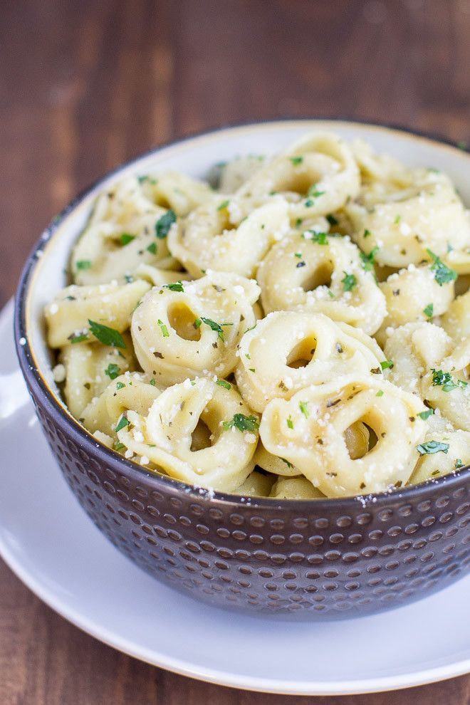 Piping hot Cheese Tortellini served in a delicious garlic butter sauce. It’s simple yet special, an easy appetizer or main dish