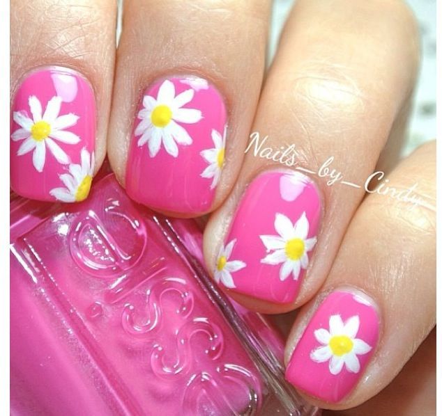 The perfect nails for a Summer Fling ♥ Summer is flirty and preppy and pink. All of those things work perfectly with these daisy