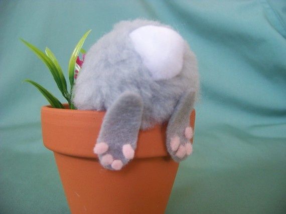 Whimsical Easter Decoration / Bunny In Flower Pot – 29 Creative DIY Easter Decoration Ideas