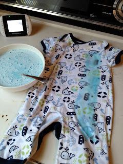 Get out the set-in, stubborn stains on baby clothes with this concoction via My Life in Pink and Green