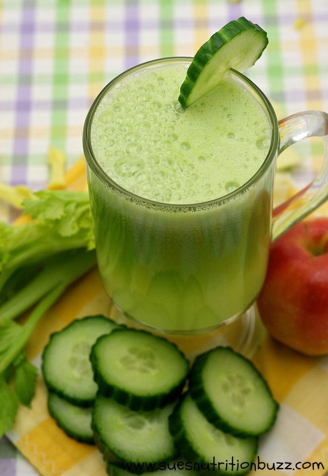 Cucumber Celery Apple Ginger Juice for Smooth Skin & Strong Hair !!