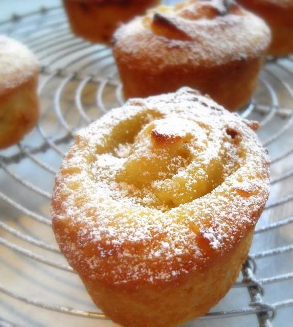 Lemon Friands – These delicate little almond cakes topped with a delicious swirl of lemon curd are absolutely delightful!