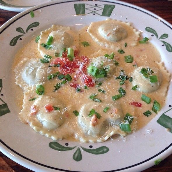 Olive Garden Ravioli Di Portobello Since this is the only thing I ever order there, I may have to try this.
