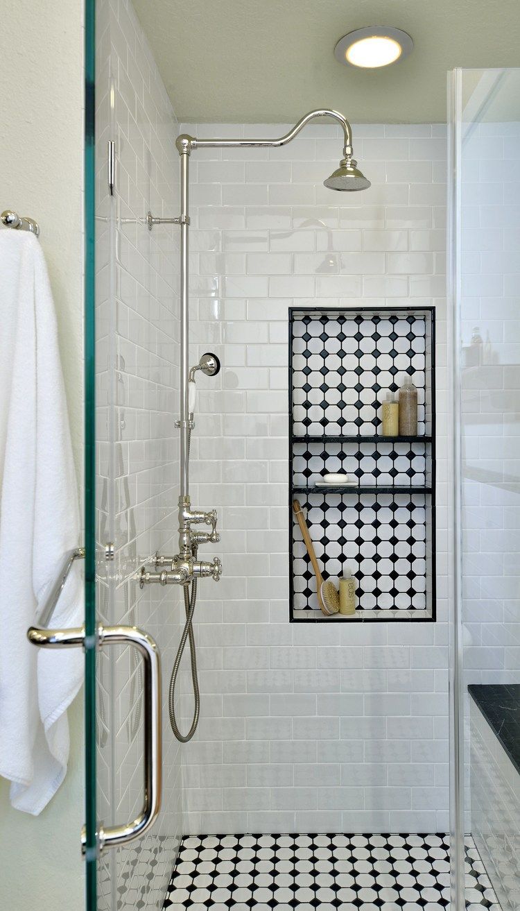 Vintage-inspired master bathroom | Interior Designer: Carla Aston / Photographer: Miro Dvorscak / mosaic tile, shampoo niche,