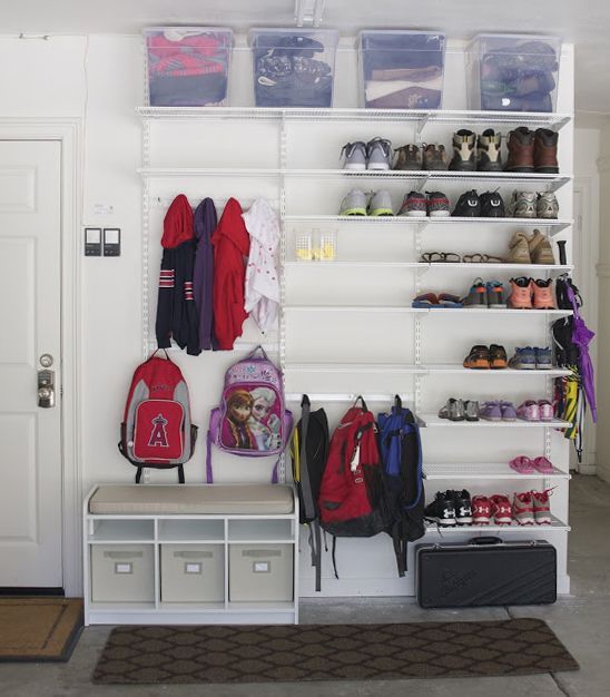 May Organizing Challenge: Link Party Recap! Jumbo sized mudroom in garage
