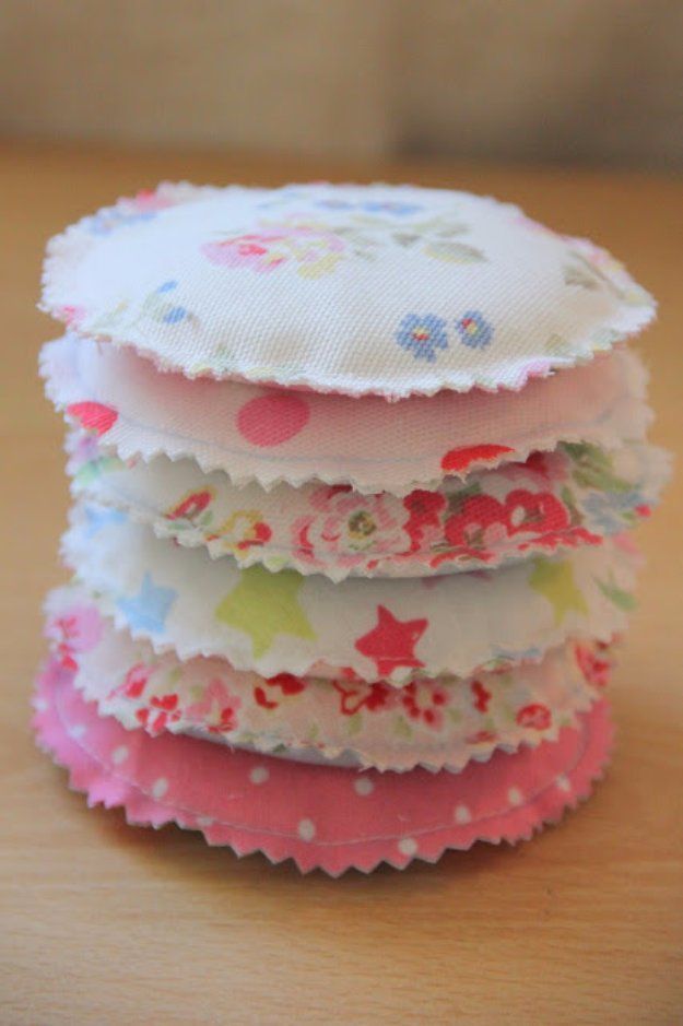 Cool Crafts You Can Make With Fabric Scraps – Pocket Warmers – Creative DIY Sewing Projects and Things to