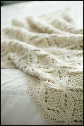 gorgeous knit blanket