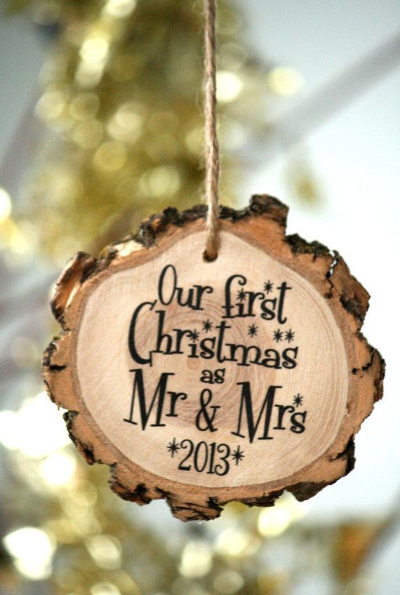 Newlyweds 2014 First Christmas Holiday Ornament – Wedding Gift – Couple’s Frist Christmas – Gift Tag -Wedd