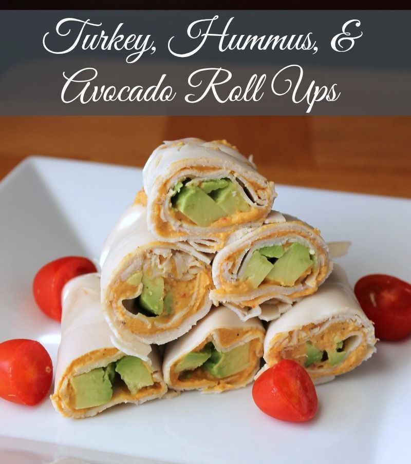 Turkey, Hummus, and Avocado Roll Ups (No Bread) 100 calories 3 weight watchers point Great lunch or snack!