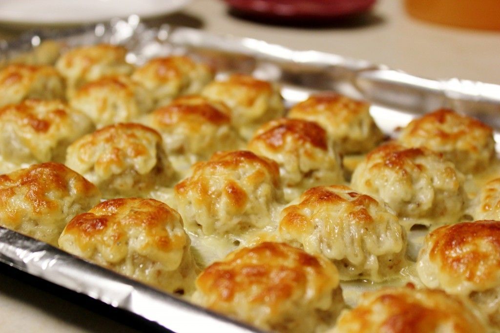 Cheesy Chicken Meatballs  I would use these in a sub bun for a new twist on a meatball sub. Would also