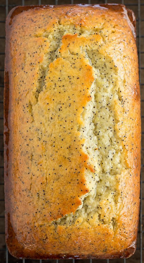 Lemon Poppy Seed Bread – a perfect summer recipe, so lemony and refreshing!