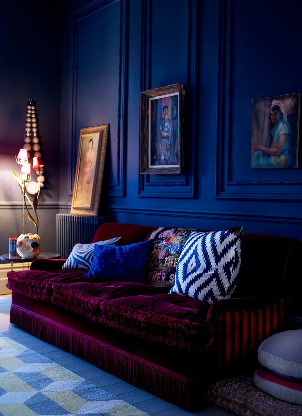 LOVE, LOVE, LOVE the textures and detail on the couch! velvet, brush fringe and long fringe or ruching