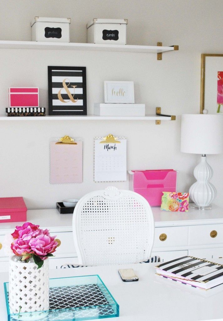 See this home office inspired by Kate Spade with gold, pink and black…easy and inexpensive decor ide