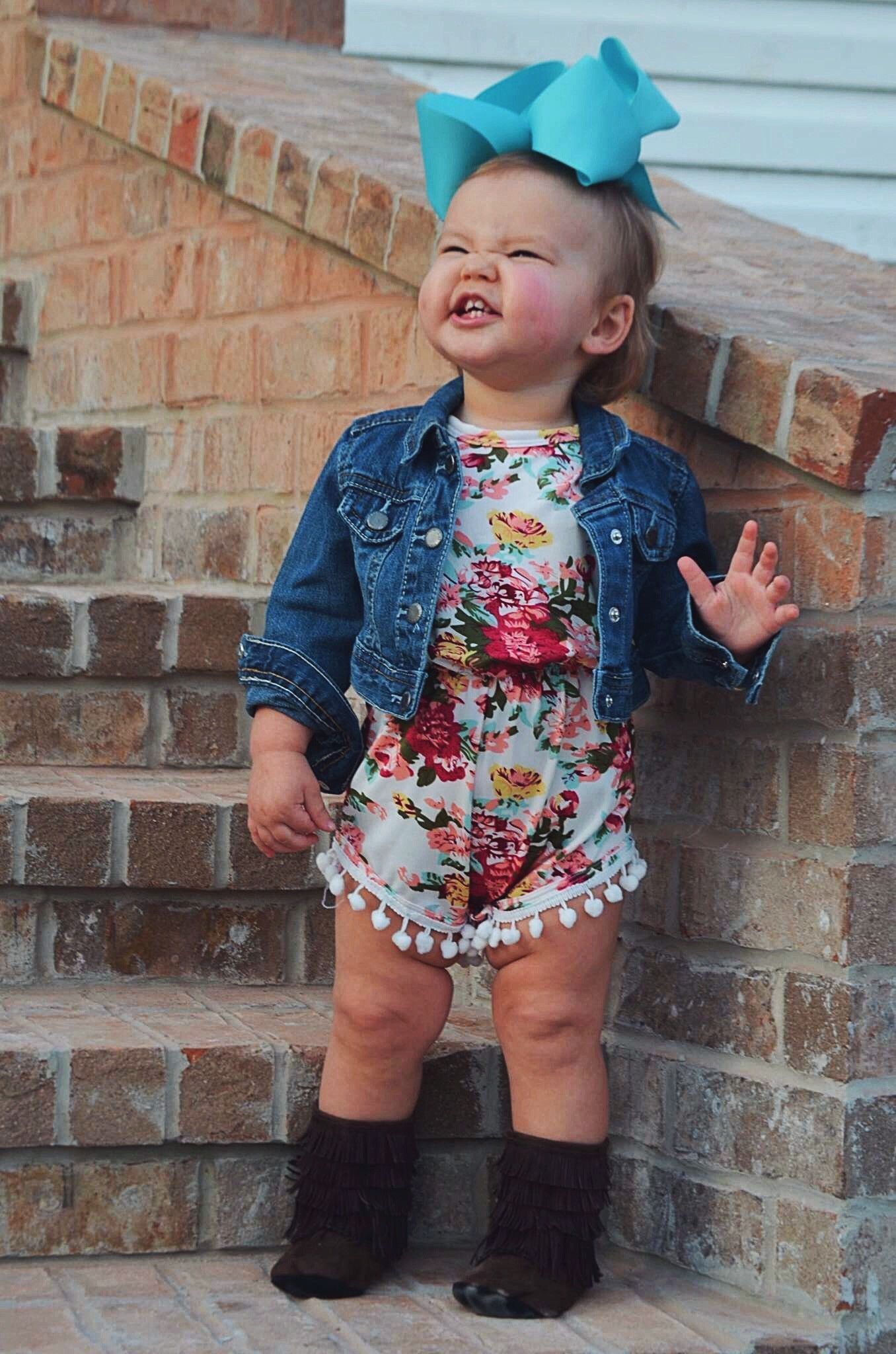 Show off her style (and those chunky little thighs!) in our irresistibly adorable pom-pom rompers! Sup