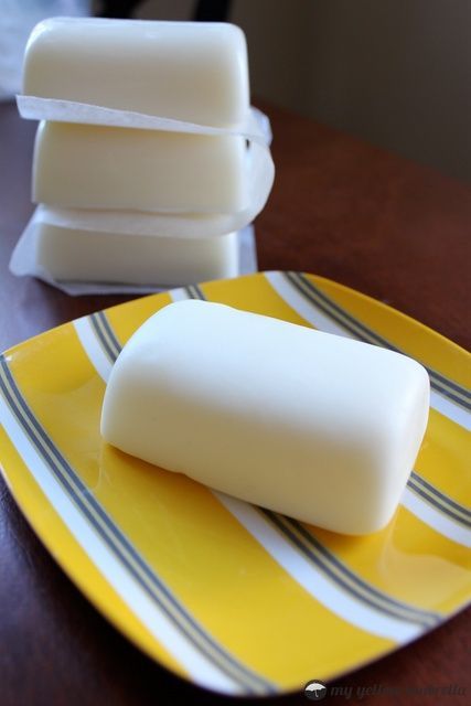 Homemade Lotion Bars  Use coconut and olive oil. the easiest one i have seen!