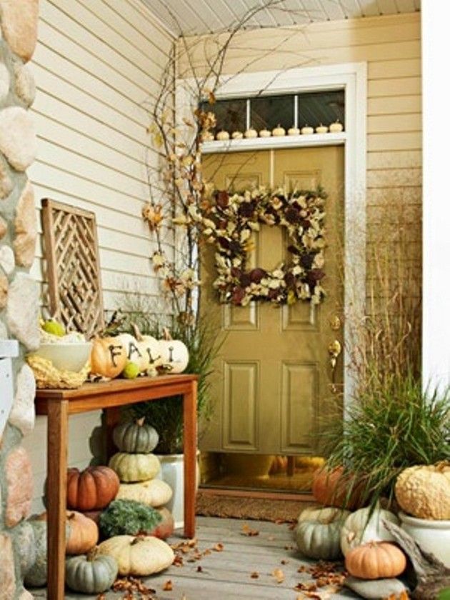 More Fall Decorating Ideas (19 Pics) -   DIY Fall Front Porch Decorating Ideas