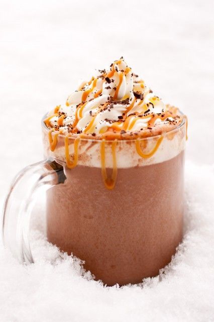 Salted Caramel Hot Cocoa – possibly the best hot chocolate EVER!!