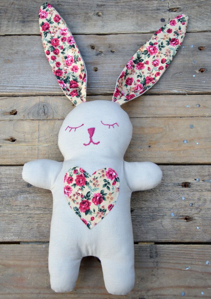 Snuggle Bunny Free pattern and tutorial