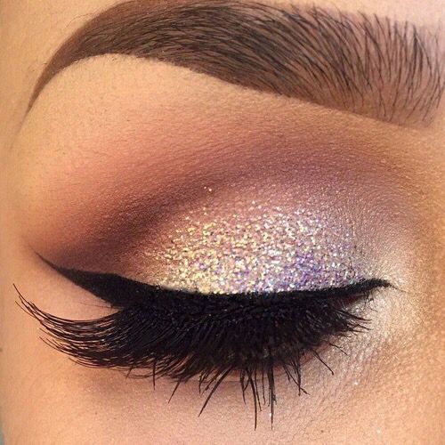 Beautiful sparkly eye makeup