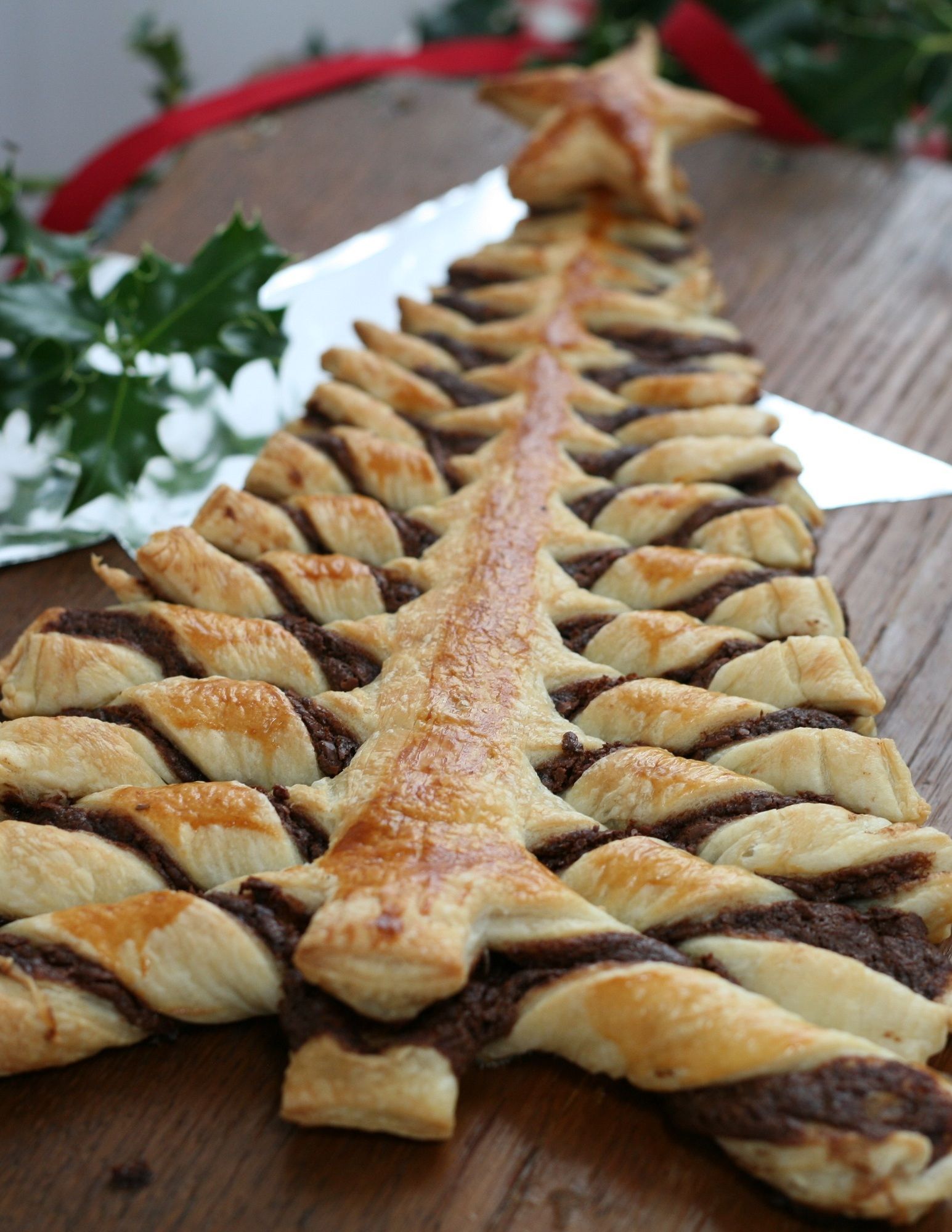 Nutella puff pastry Christmas tree – just a tub of Nutella and a packet of puff pa