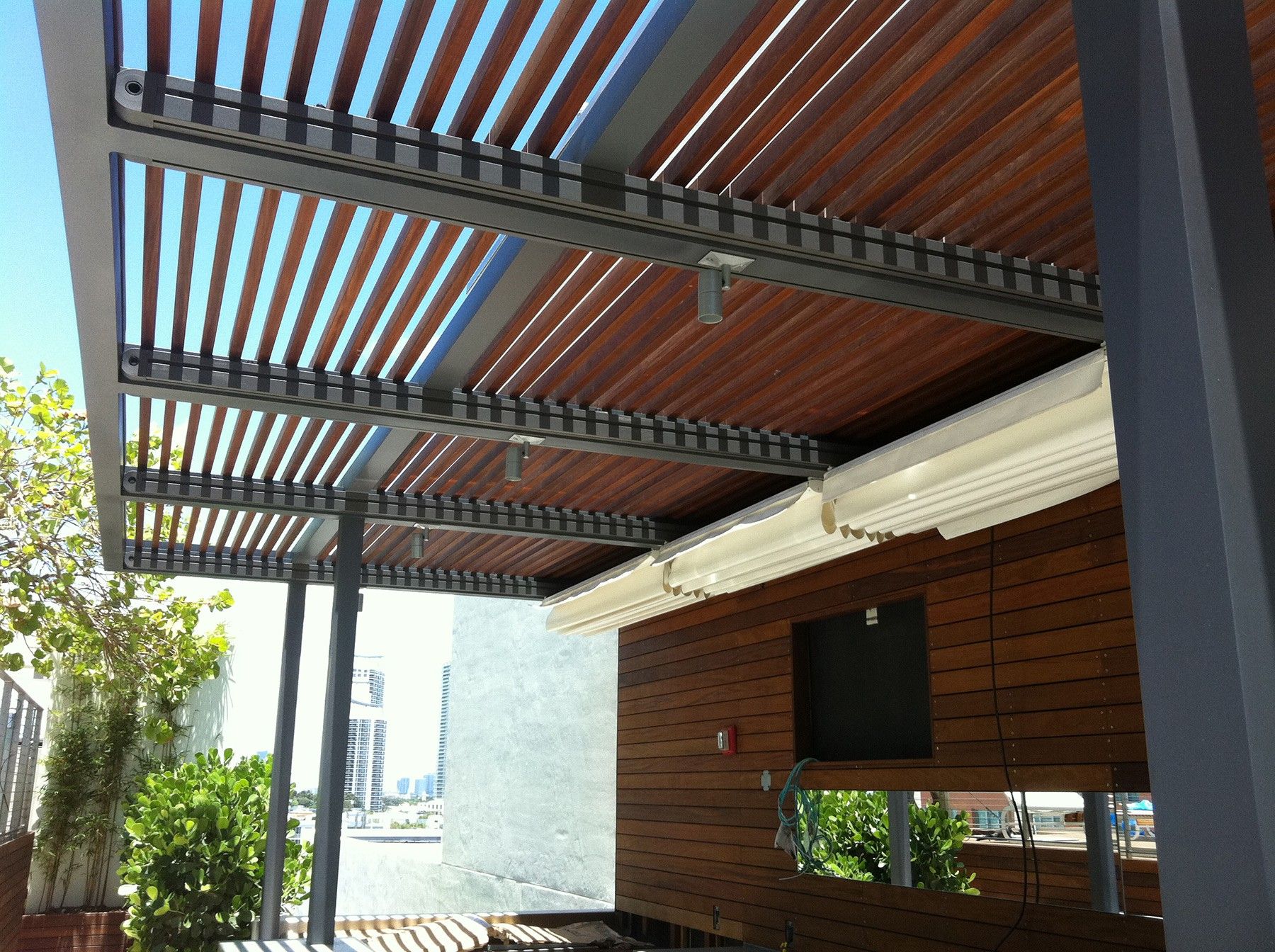 DIY Pergola Roof Design Ideas