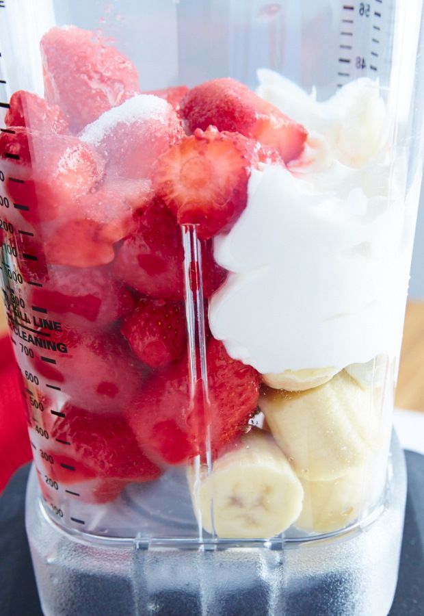 This strawberry banana yogurt smoothie recipe is perfect for breakfast. High in pr