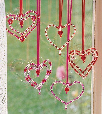 free easy valentine crafts for kids | 40 Valentine’s Day Crafts
