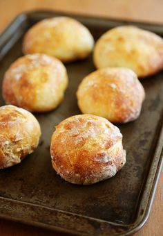 No-Knead Crusty Artisan Mini Loaves – So crusty, fluffy, and EASY! Just 3 ingred