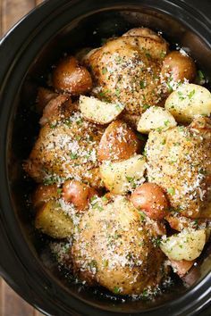 Slow Cooker Garlic Parmesan Chicken and Potatoes – Crisp-tender chicken cooked low