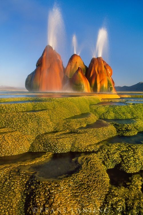 Spewing geyser, Great Basin, Nevada