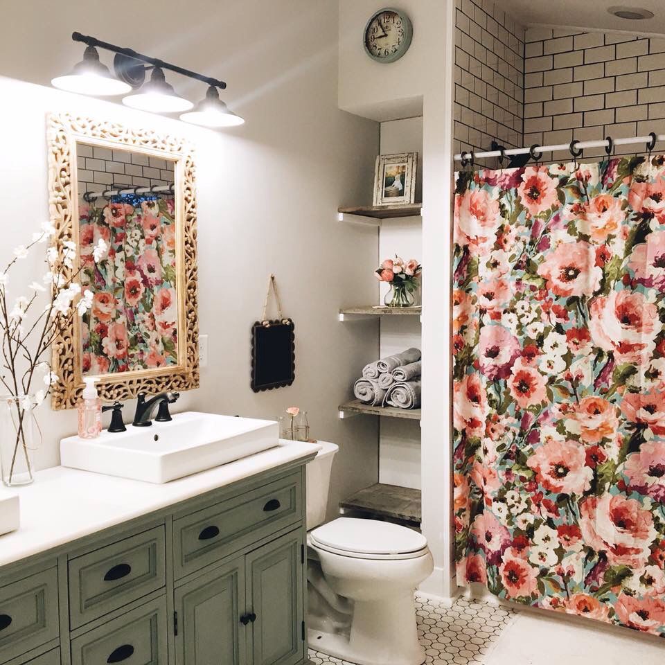 Bathroom inspiration. Floral. Home. Photo cred: Allie Boss @alliemboss
