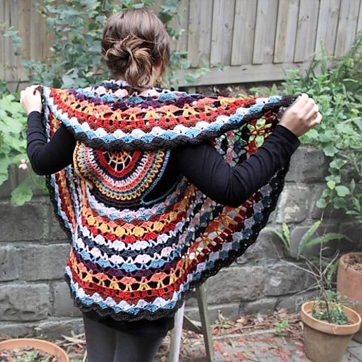 Crochet Dreamcatcher Circle Vest: -   12 Free Crochet Patterns for Circular Vest Jacket
