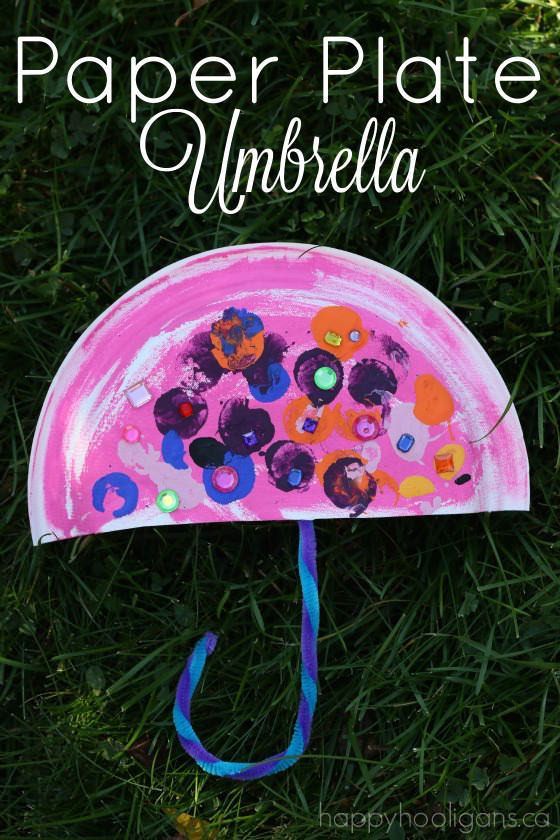 Paper Plate Umbrella – an easy Letter U craft for toddlers and preschoolers.  Great rainy day craft, or for a preschool weather